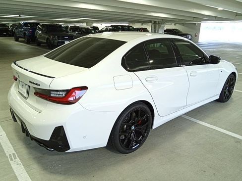 Used 2025 BMW M340i xDrive w/ Premium Package AWD/4WD image 5