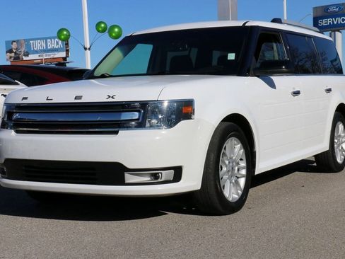 Certified 2018 Ford Flex SEL w/ Class III Trailer Tow Package image 1