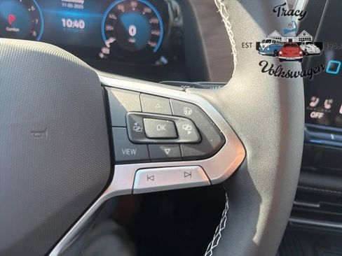 New 2026 Volkswagen Atlas SE image 14