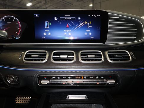 Used 2024 Mercedes-Benz GLE 53 AMG 4MATIC Coupe image 17