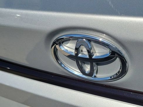 Used 2023 Toyota Corolla LE FWD image 9