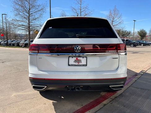 Used 2025 Volkswagen Atlas SE image 7