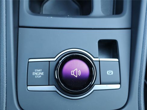 New 2026 Volkswagen Tiguan SE R-Line image 23