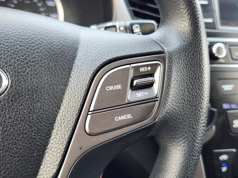 Used 2018 Hyundai Santa Fe Sport AWD/4WD image 22