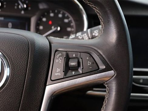 Used 2022 Buick Encore Preferred w/ Safety Package image 12