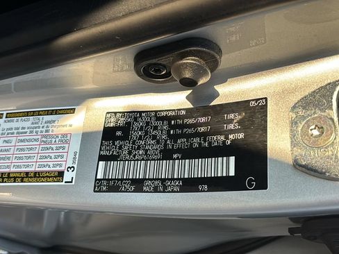 Used 2023 Toyota 4Runner TRD Off-Road Premium w/ Moonroof Package AWD/4WD image 35