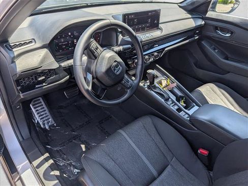 Used 2025 Honda Accord Sport image 10
