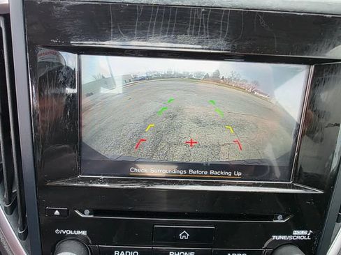 Used 2019 Subaru Forester Premium AWD/4WD image 17