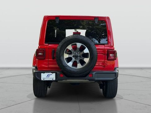 Used 2022 Jeep Wrangler Unlimited Sahara w/ LED Lighting Group AWD/4WD image 6