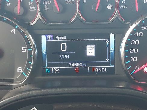 Used 2018 Chevrolet Silverado 1500 High Country AWD/4WD image 8