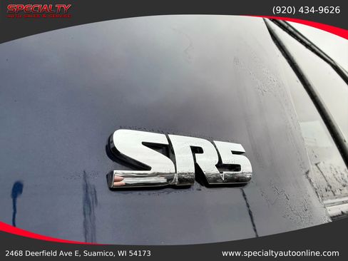 Used 2016 Toyota 4Runner SR5 Premium w/ Four Season Floor Mat Package image 13