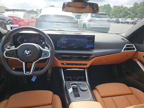 Used 2026 BMW 330i Sedan RWD image 5