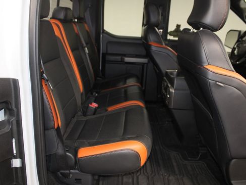 Used 2017 Ford F150 Raptor w/ Equipment Group 802A Luxury image 32