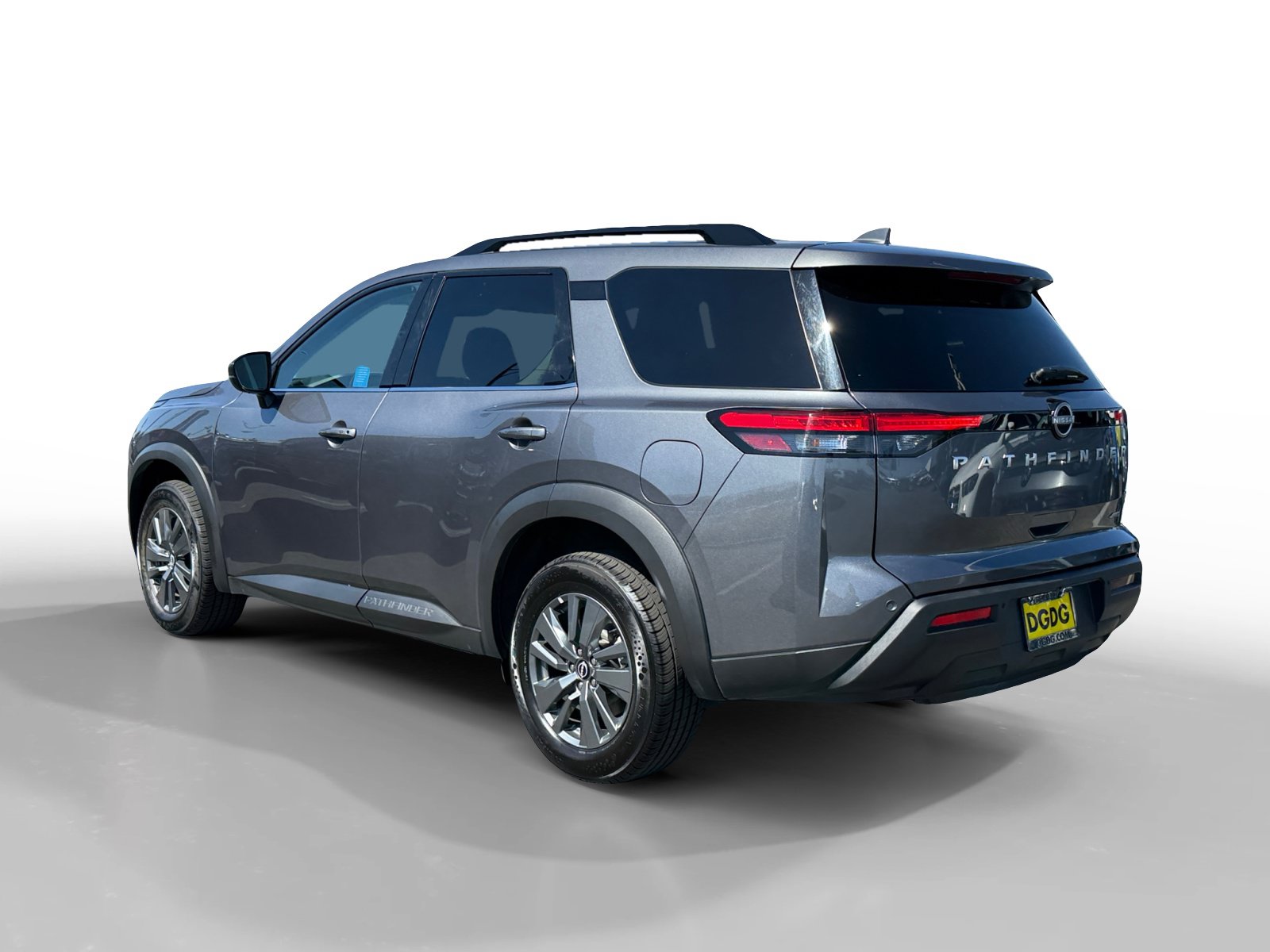Used 2025 Nissan Pathfinder SV AWD/4WD image 3