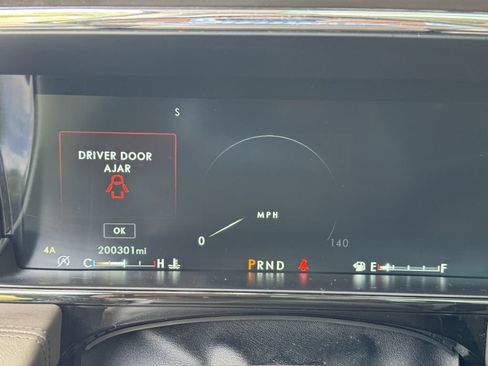 Used 2018 Lincoln Navigator Black Label AWD/4WD image 26
