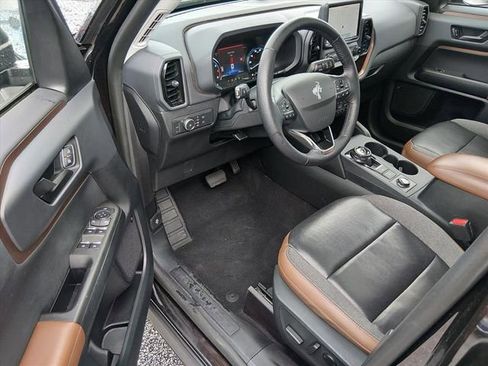 Used 2021 Ford Bronco Sport Outer Banks w/ Outer Banks Package AWD/4WD image 9