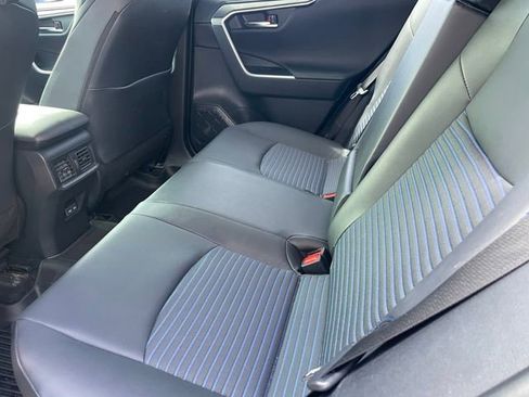 Used 2023 Toyota RAV4 XSE AWD/4WD image 5