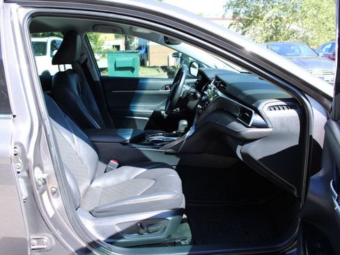 Used 2018 Toyota Camry XSE w/ Audio Package FWD image 28