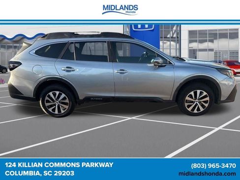 Used 2020 Subaru Outback Premium AWD/4WD image 16