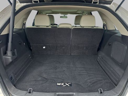 Used 2014 Lincoln MKX AWD w/ Equipment Group 102A image 13