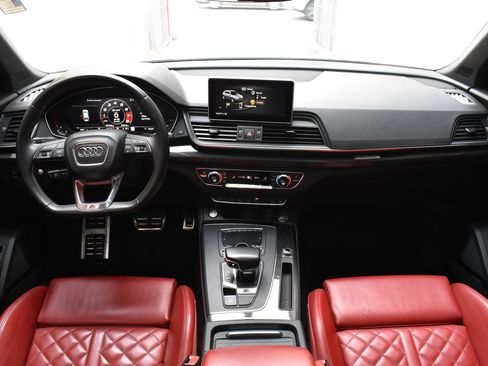 Used 2019 Audi SQ5 Prestige w/ Prestige Package image 30