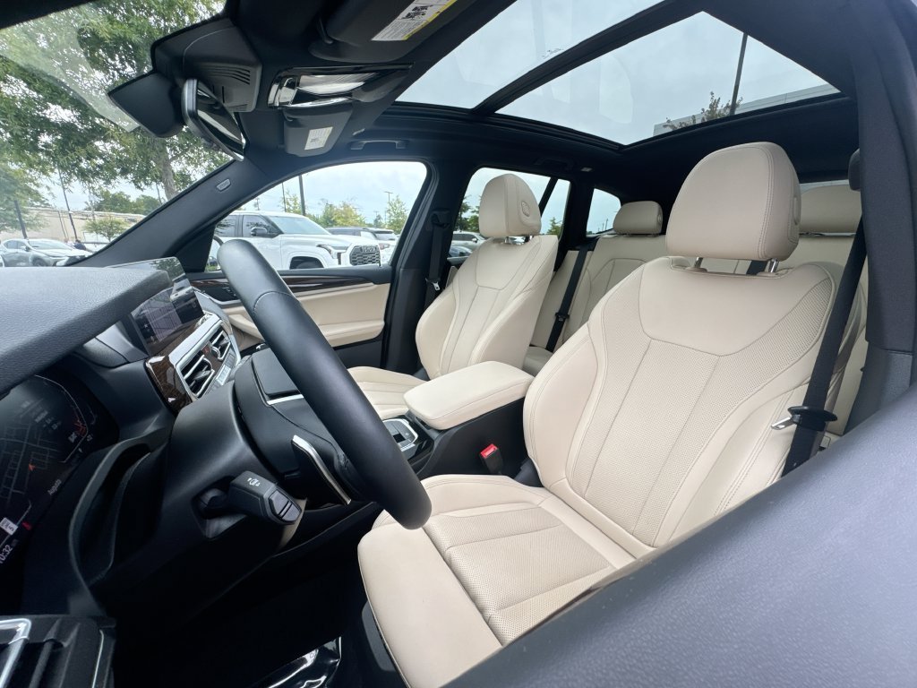 Used 2024 BMW X3 sDrive30i w/ Premium Package w/ZPA RWD image 10