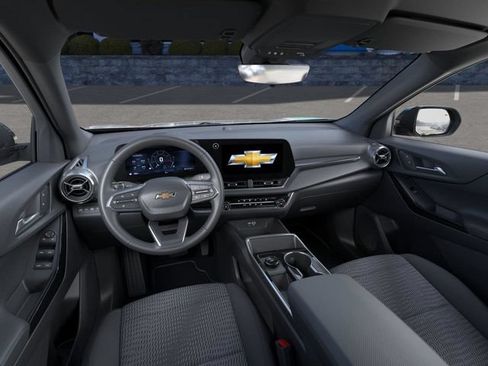 New 2027 Chevrolet Equinox LT w/ Safety and Technology Package FWD image 15