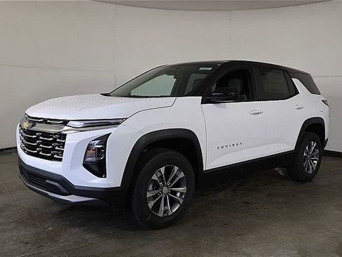 New 2026 Chevrolet Equinox LT w/ Convenience Package II image 3