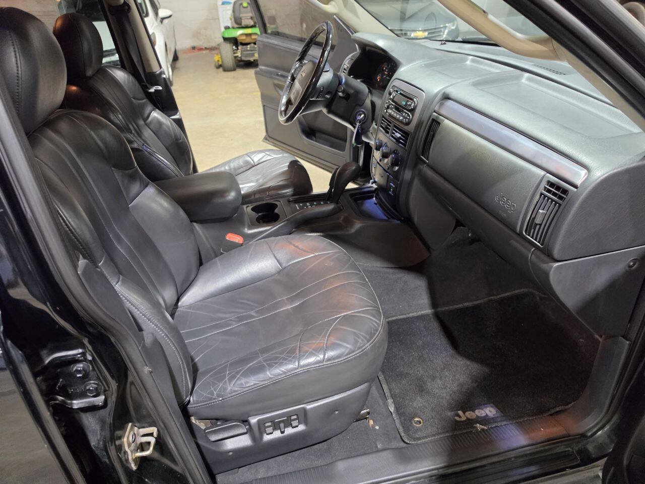 Used 2002 Jeep Grand Cherokee Laredo AWD/4WD image 33