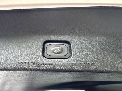 Used 2018 Ford Explorer Sport w/ Equipment Group 401A AWD/4WD image 43