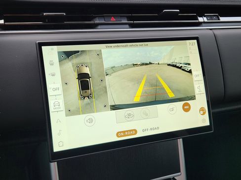 New 2026 Land Rover Range Rover SE AWD/4WD image 13