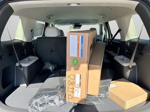 New 2026 Hyundai Santa Fe SEL image 36