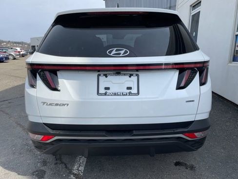 Used 2023 Hyundai Tucson SEL w/ Winter Package image 4