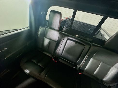 Used 2021 Nissan Titan PRO-4X w/ Pro-4x Convenience Package image 12