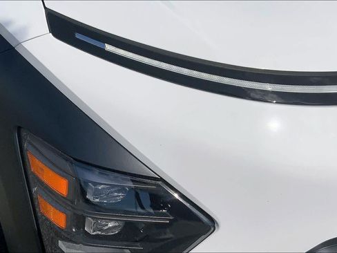 Used 2024 Hyundai Kona Limited FWD image 27