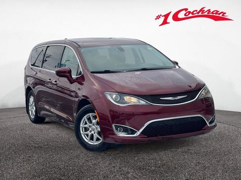 Used 2020 Chrysler Pacifica Touring w/ Cold Weather Group image 1