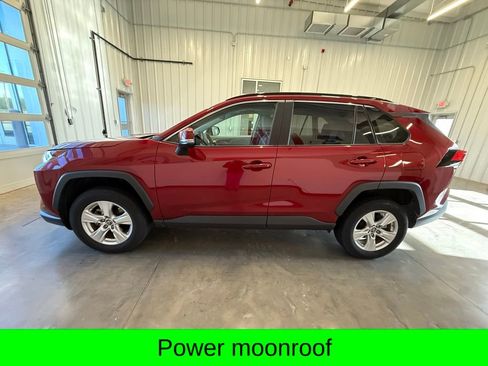 Used 2019 Toyota RAV4 XLE w/ Convenience Package image 7