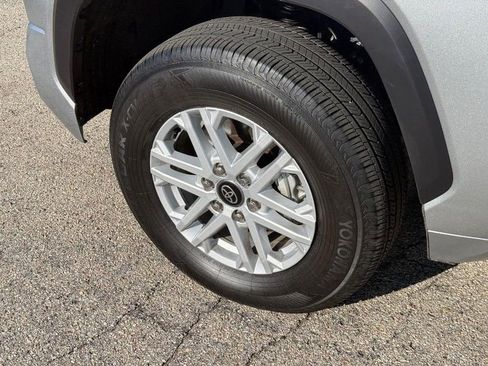 Used 2025 Toyota Tundra SR5 w/ SR5 Convenience Package image 10