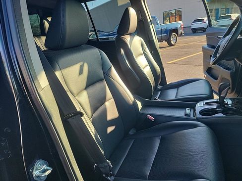 Used 2017 Honda Ridgeline RTL-E image 32