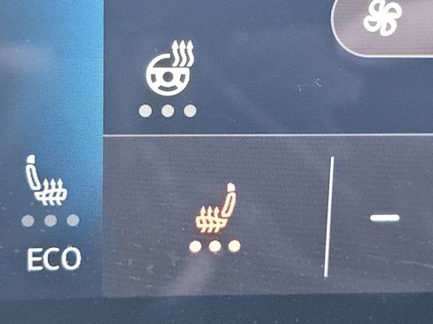 Used 2021 Volkswagen ID.4 Pro image 18