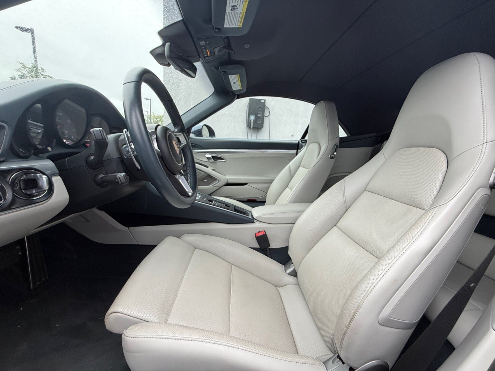 Used 2019 Porsche 911 Carrera 4S AWD/4WD image 5