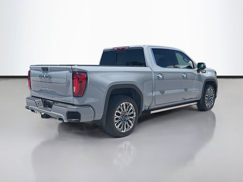 Used 2025 GMC Sierra 1500 Denali Ultimate AWD/4WD image 5