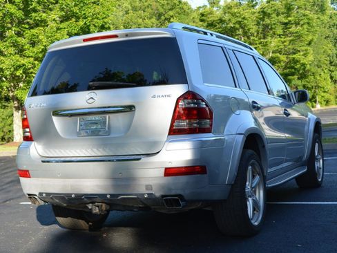 Used 2008 Mercedes-Benz GL 550 4MATIC image 5