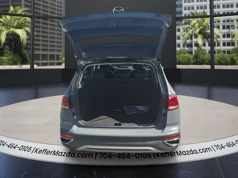 Used 2022 Volkswagen Taos SE w/ Panoramic Sunroof Package AWD/4WD image 14