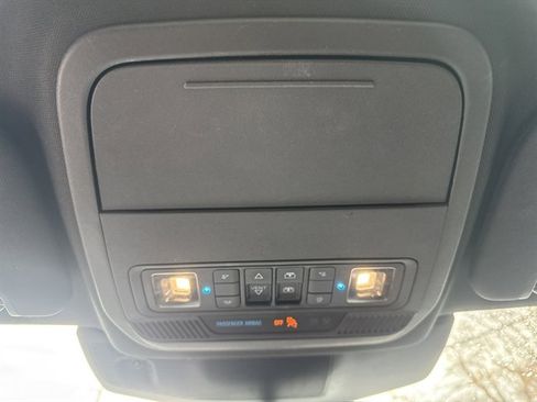 Used 2020 Ford Explorer Limited w/ Hybrid Equipment Group 310A image 21