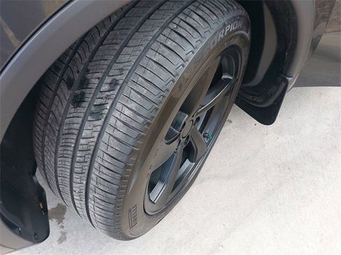 Used 2026 Tesla Model Y Long Range image 31