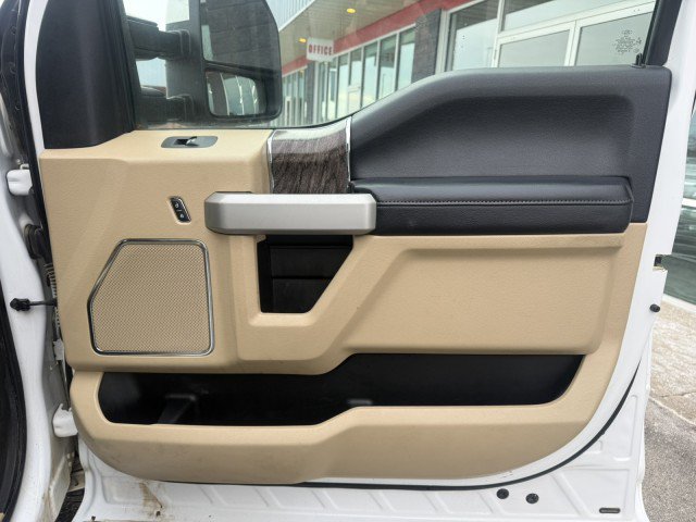 Used 2019 Ford F350 Lariat w/ Lariat Value Package AWD/4WD image 21
