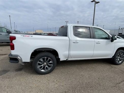 New 2025 Chevrolet Silverado 1500 LT image 2