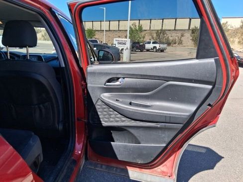 Used 2020 Hyundai Santa Fe SEL FWD image 13
