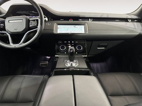 Used 2022 Land Rover Range Rover Evoque R-Dynamic S image 11